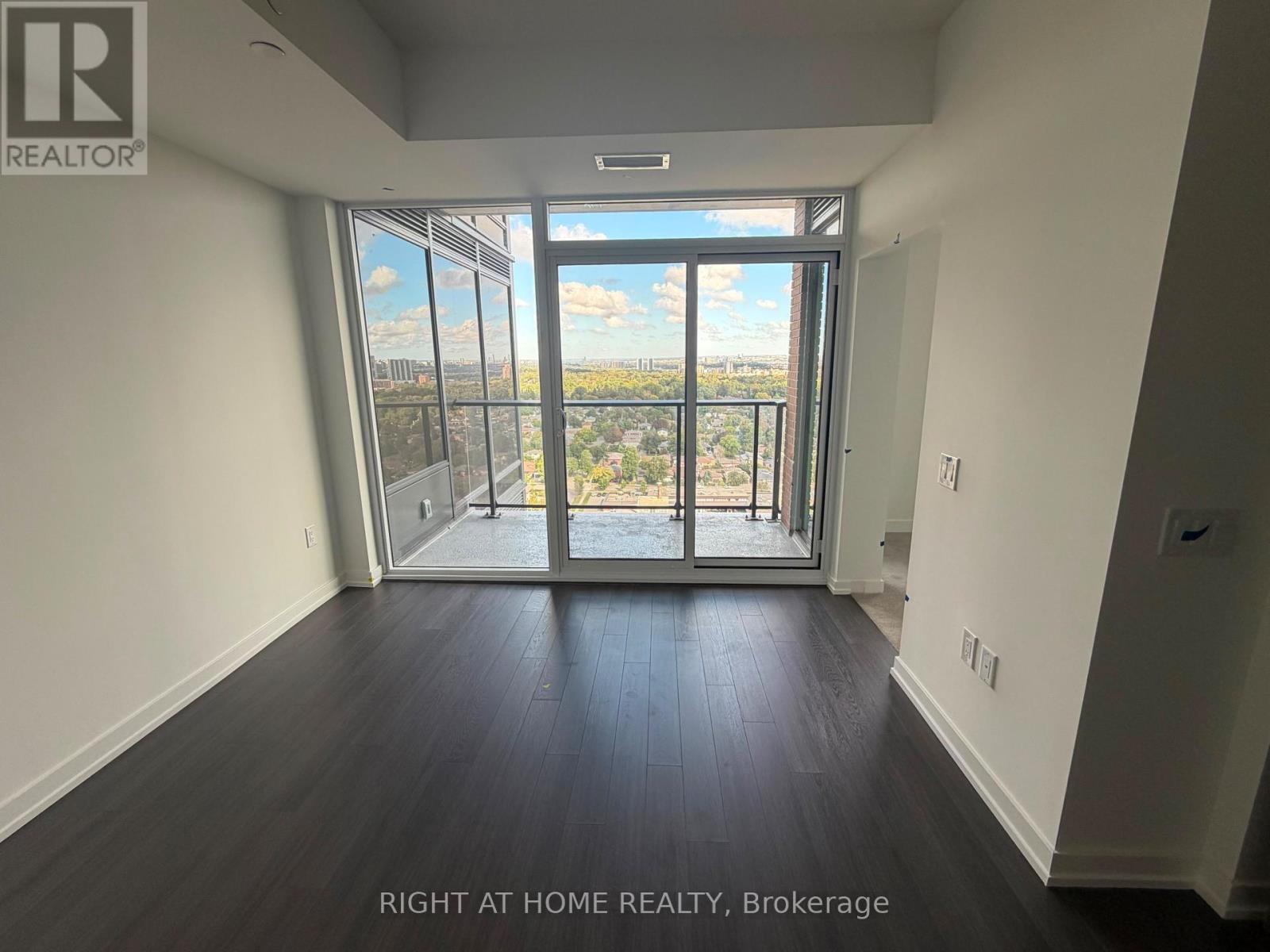 2320 - 4010 Eglinton Avenue W, Toronto, Ontario  M9A 0G5 - Photo 11 - W13883958