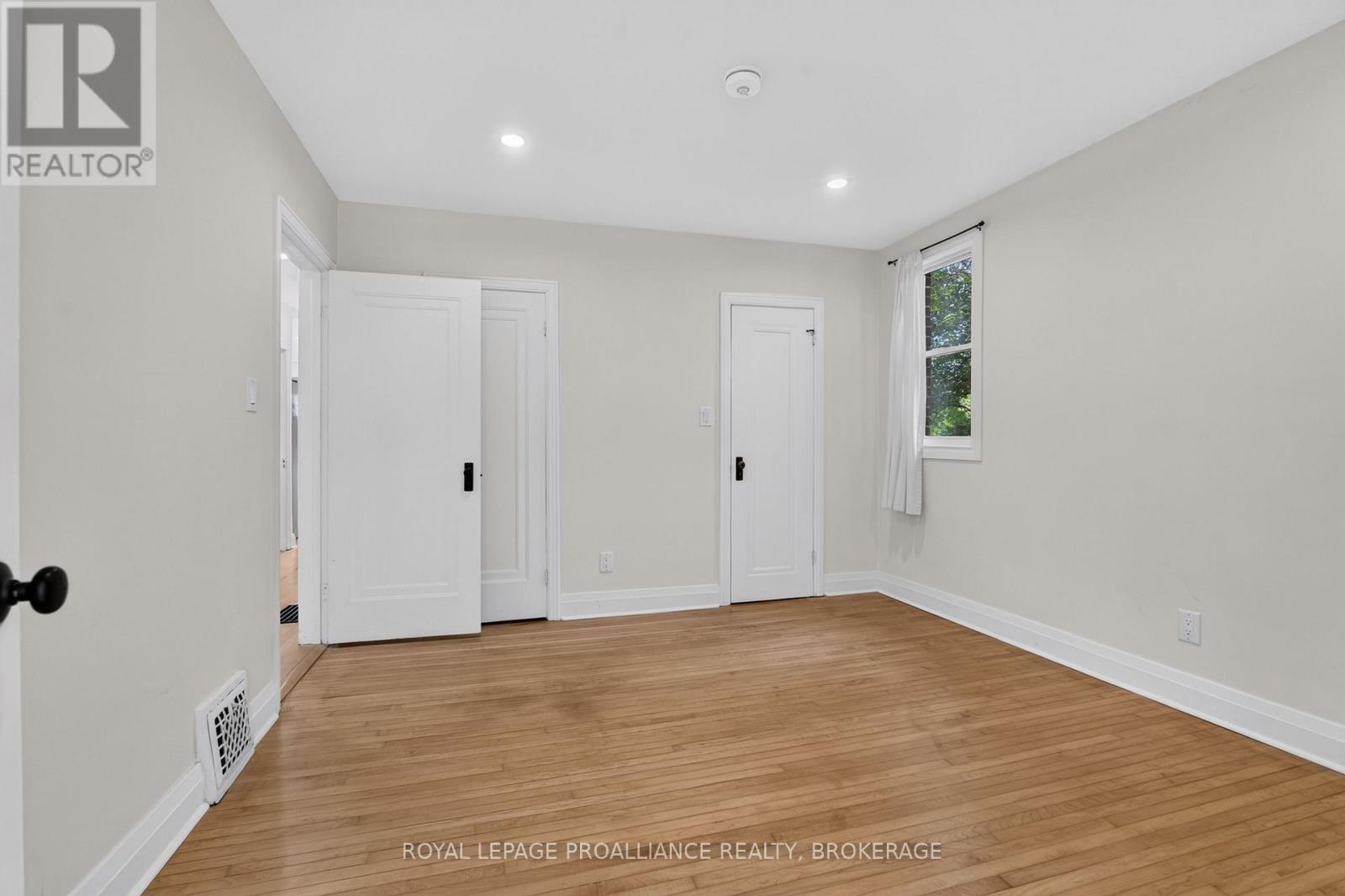 229 Park Street, Kingston, Ontario  K7L 1K4 - Photo 17 - X13884094