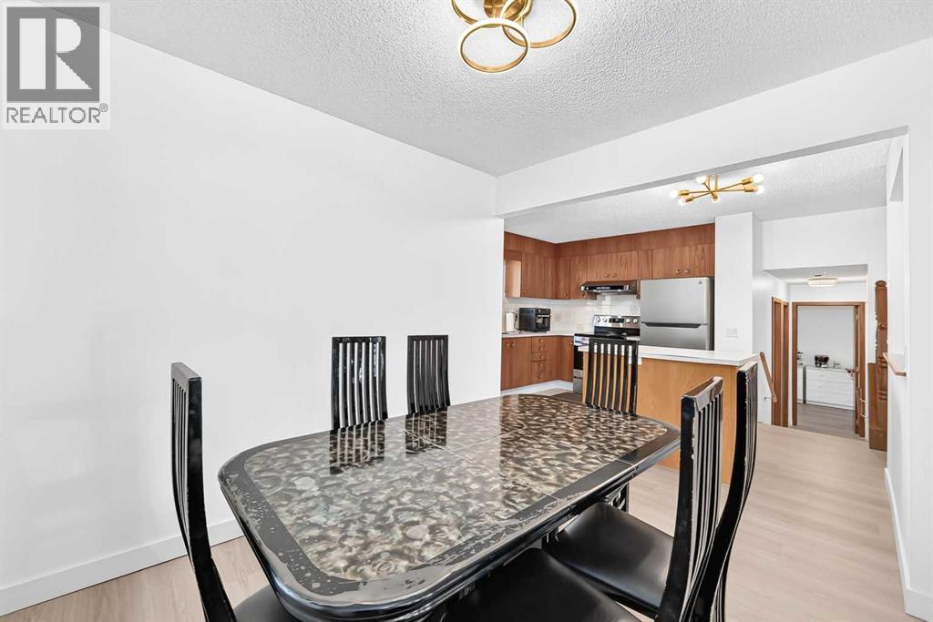 36 Berkshire Mews Nw, Calgary, Alberta  T3K 1Z6 - Photo 15 - A2350222