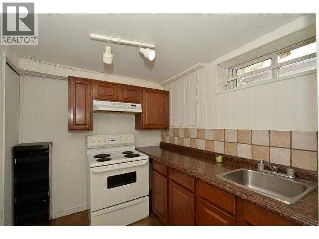 371 Whiteview Road NE