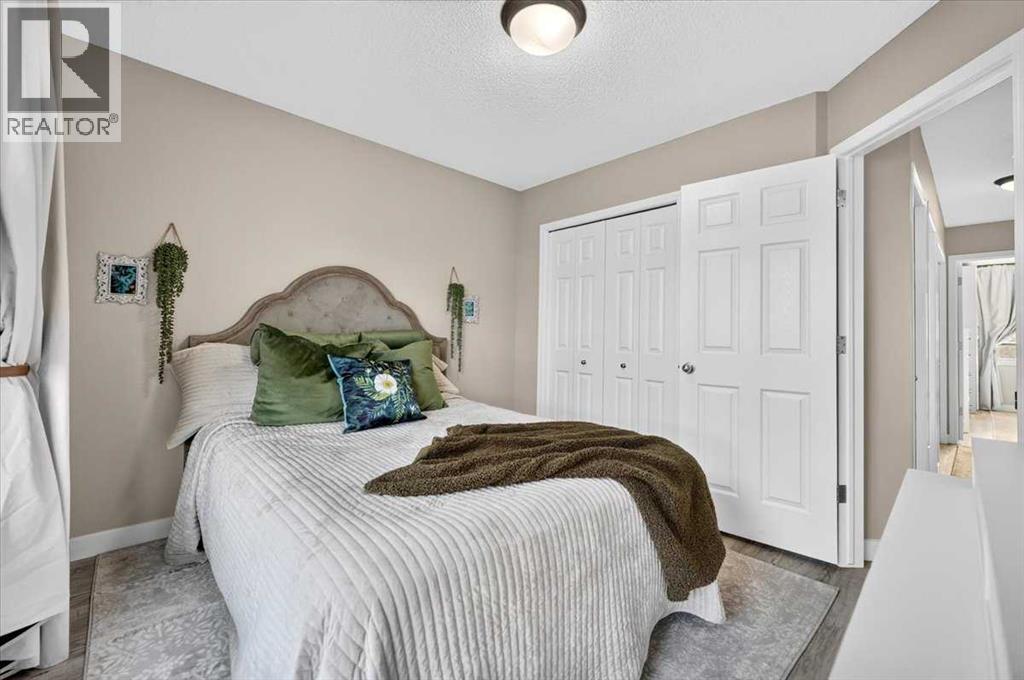 6 Prestwick Estate Gate Se, Calgary, Alberta  T2Z 4B6 - Photo 36 - A2351643