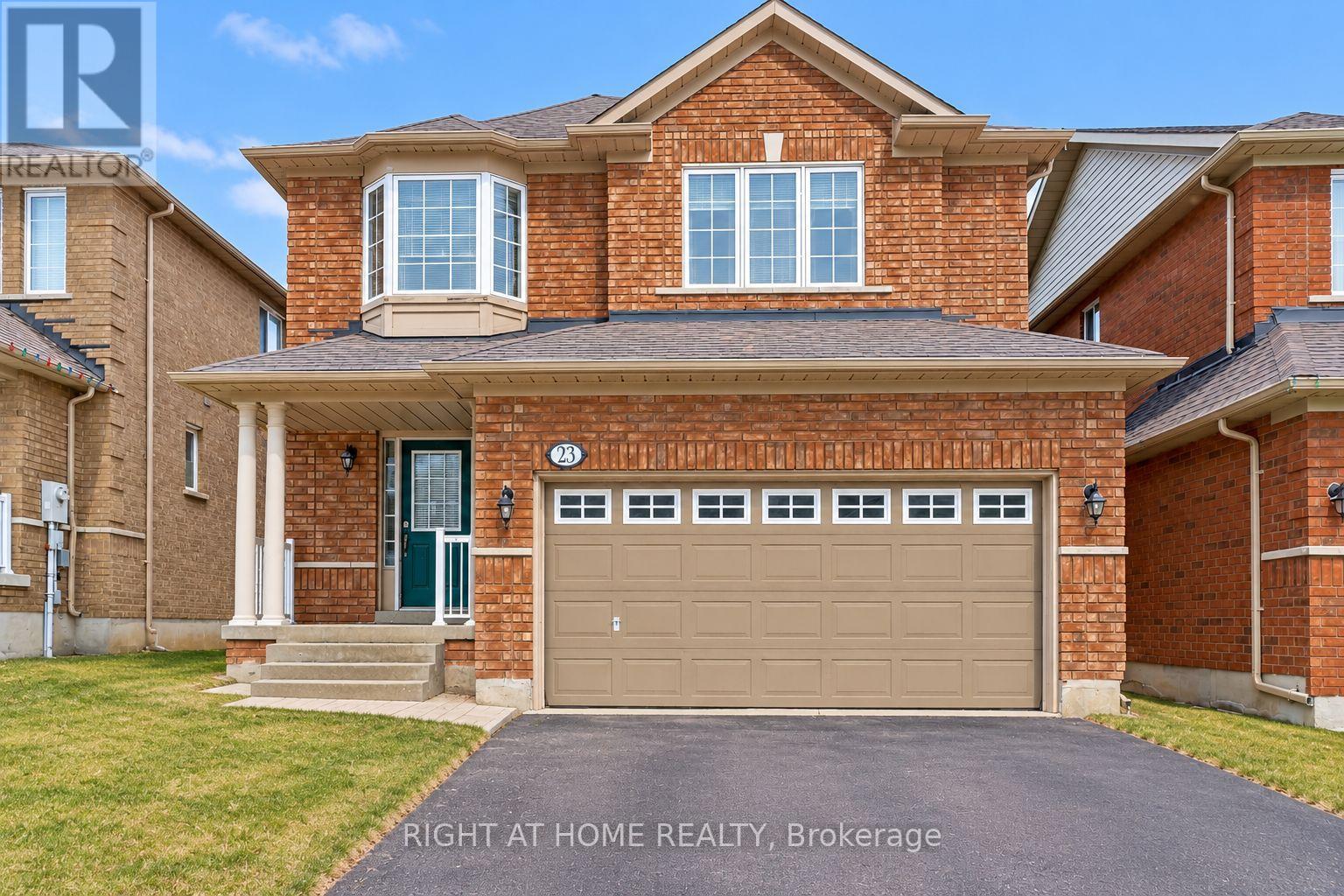 WALKOUT BASEMENT - 23 LARK CRESCENT, Richmond Hill, Ontario