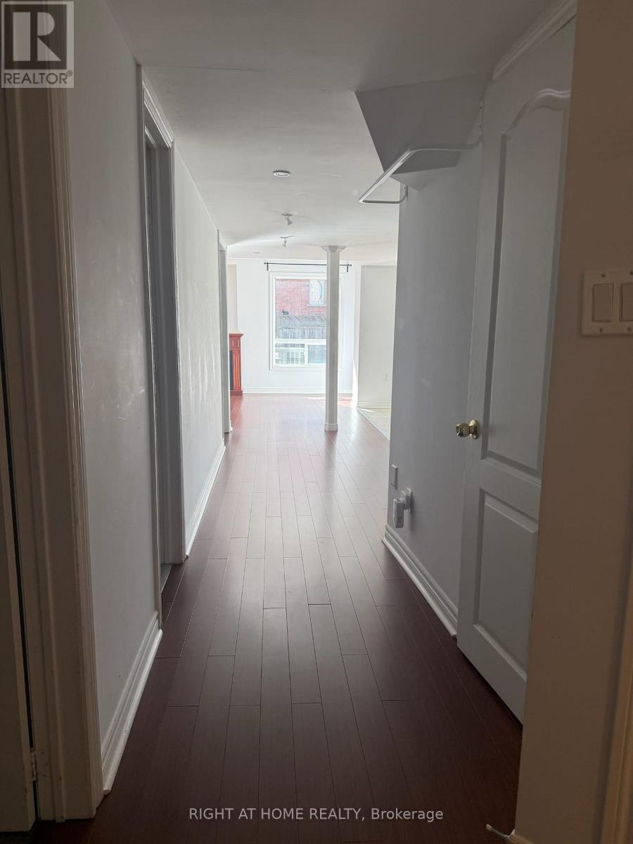 Walkout Basement - 23 Lark Crescent, Richmond Hill, Ontario  L4S 2N1 - Photo 11 - N13884110