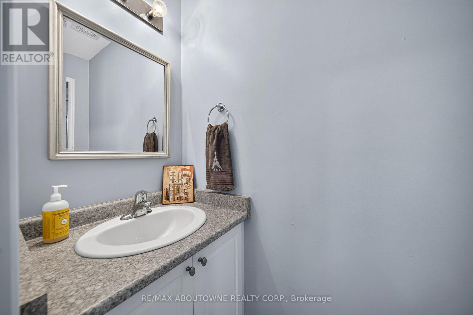 21 - 170 Palacebeach Trail, Hamilton (Lakeshore), Ontario  L8E 0H2 - Photo 14 - X13884114