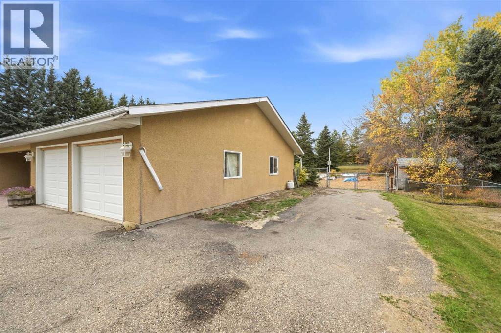 110, 28342 Township Road 384, Rural Red Deer County, Alberta  T0C 0J0 - Photo 33 - A2351138