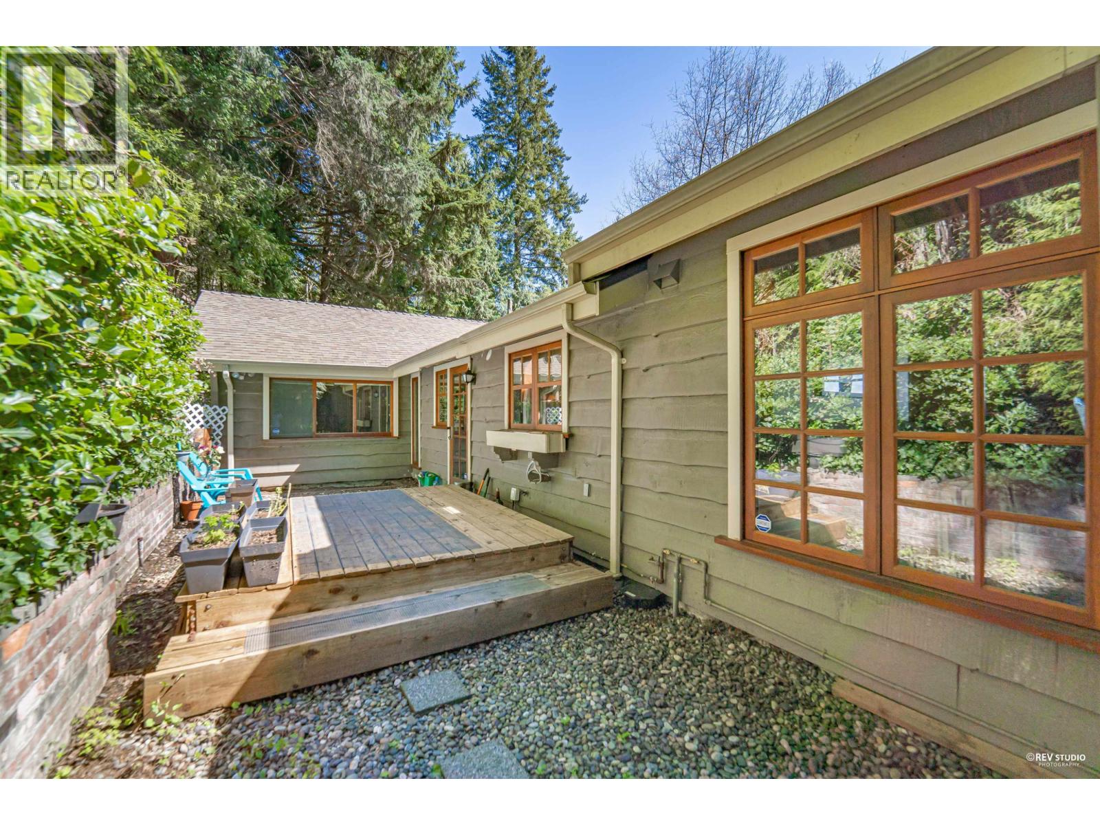 2261 Gisby Street, West Vancouver, British Columbia  V7V 4N5 - Photo 30 - R3174020