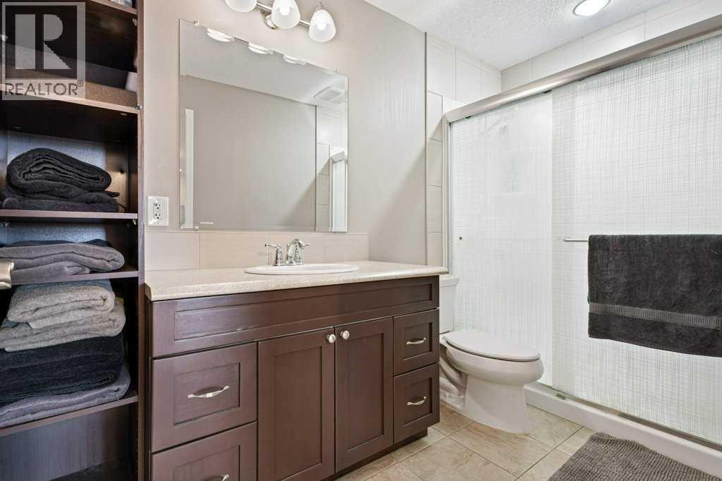 303 Lakeside Greens Drive, Chestermere, Alberta  T1X 1C6 - Photo 29 - A2351663