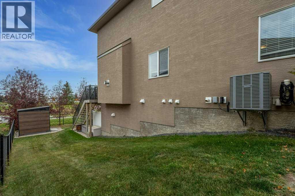 303 Lakeside Greens Drive, Chestermere, Alberta  T1X 1C6 - Photo 32 - A2351663