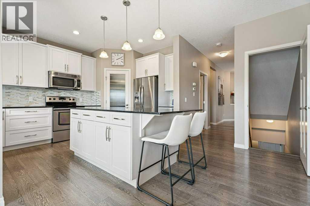 303 Lakeside Greens Drive, Chestermere, Alberta  T1X 1C6 - Photo 9 - A2351663
