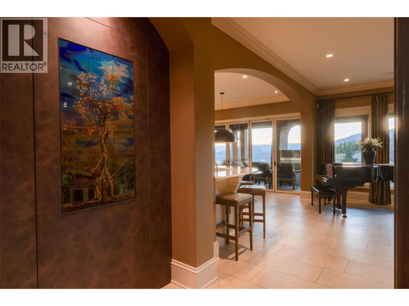 706 Highpointe Court, Kelowna, British Columbia  V1V 2Y3 - Photo 39 - 10402987