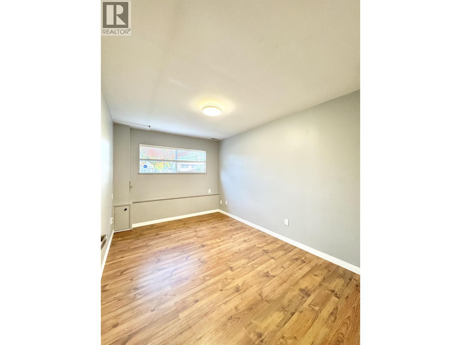 Lower Unit 68XX STANLEY STREET