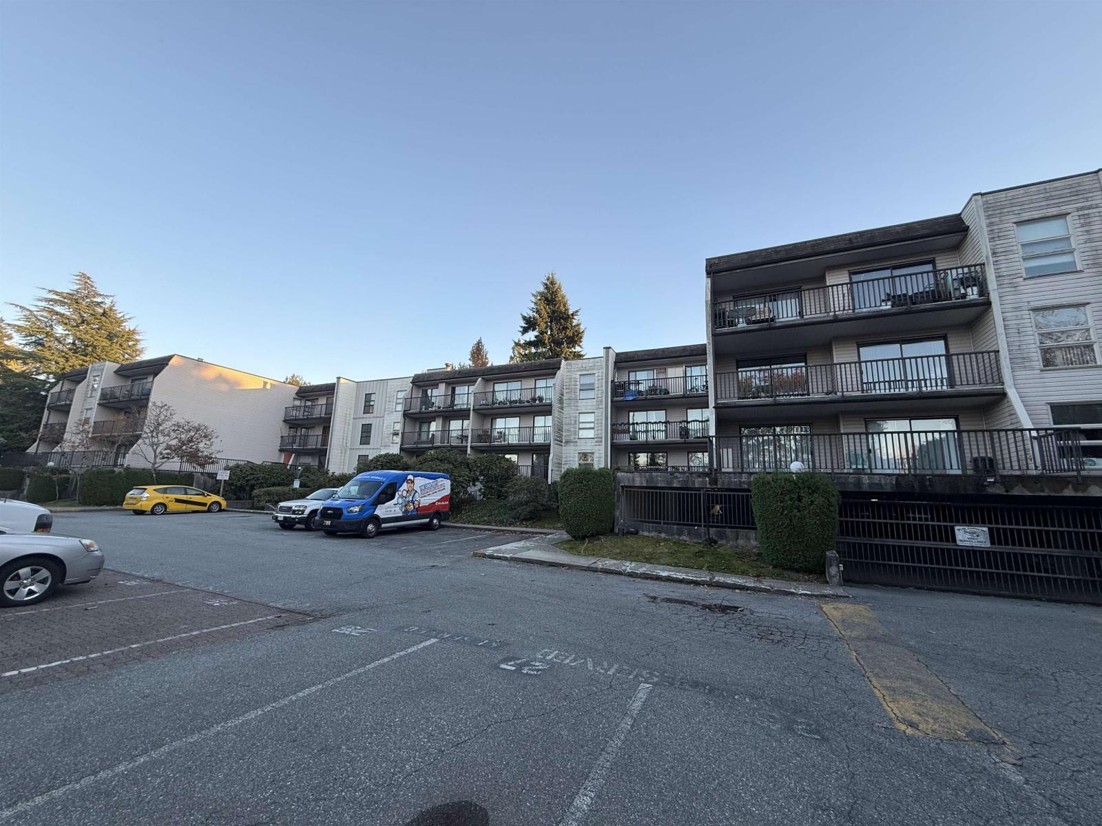 317 15268 100 Avenue, Surrey, British Columbia  V3R 7V1 - Photo 5 - R3174043