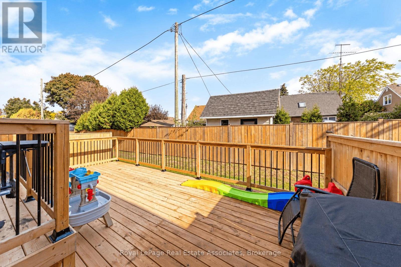 10 - 19 Braida Lane, Halton Hills, Ontario  L7J 0B7 - Photo 37 - W13883752