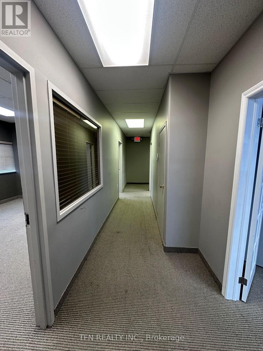 201 - 7610 Tecumseh Road, Windsor, Ontario  N8T 1E9 - Photo 7 - X13872206