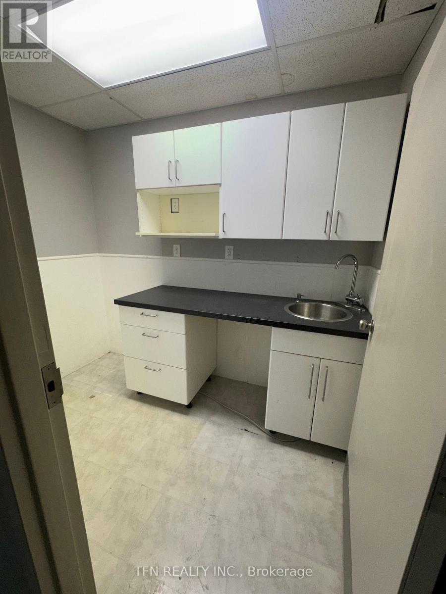 201 - 7610 Tecumseh Road, Windsor, Ontario  N8T 1E9 - Photo 11 - X13872206