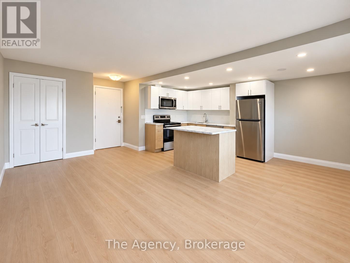 905 - 45 Paisley Boulevard W, Mississauga, Ontario  L5B 1E4 - Photo 7 - W13884150