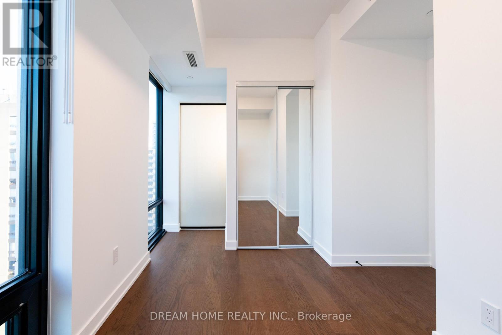 2002 - 91 Montclair Avenue, Toronto, Ontario  M5P 0B1 - Photo 18 - C13884130