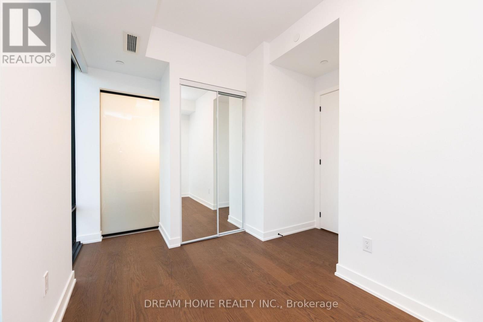 2002 - 91 Montclair Avenue, Toronto, Ontario  M5P 0B1 - Photo 20 - C13884130