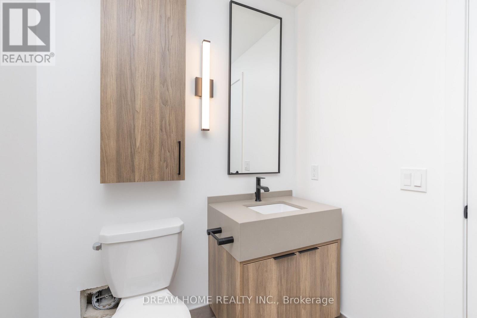 2002 - 91 Montclair Avenue, Toronto, Ontario  M5P 0B1 - Photo 28 - C13884130