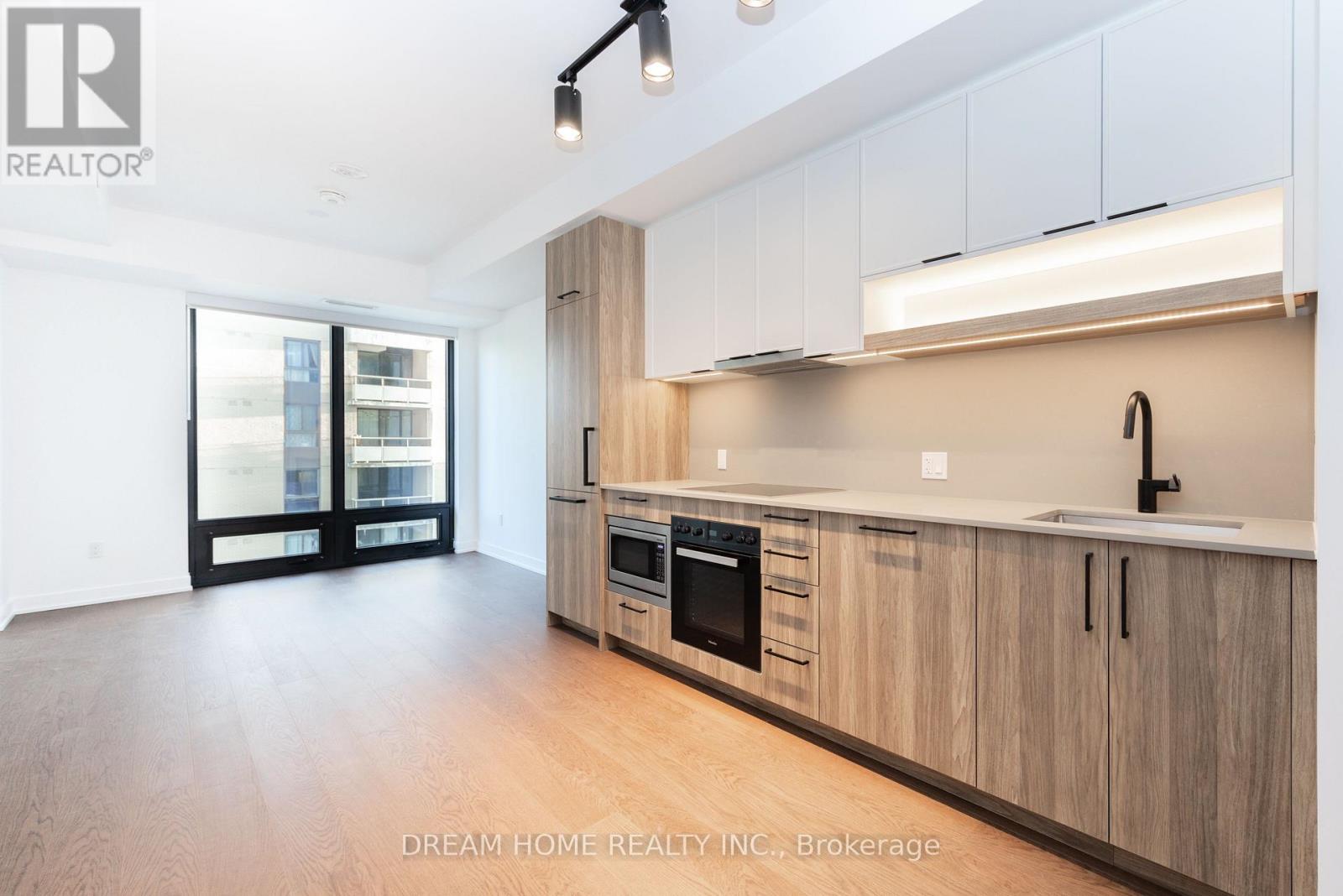 2002 - 91 Montclair Avenue, Toronto, Ontario  M5P 0B1 - Photo 6 - C13884130