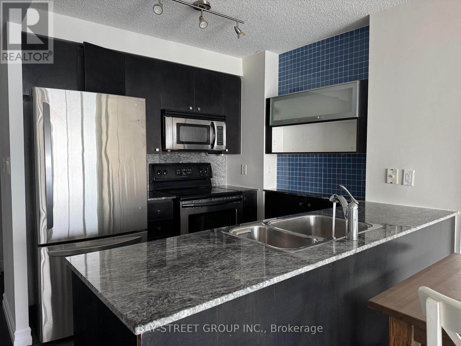 3912 - 11 Brunel Court, Toronto, Ontario  M5V 3Y3 - Photo 6 - C13884184