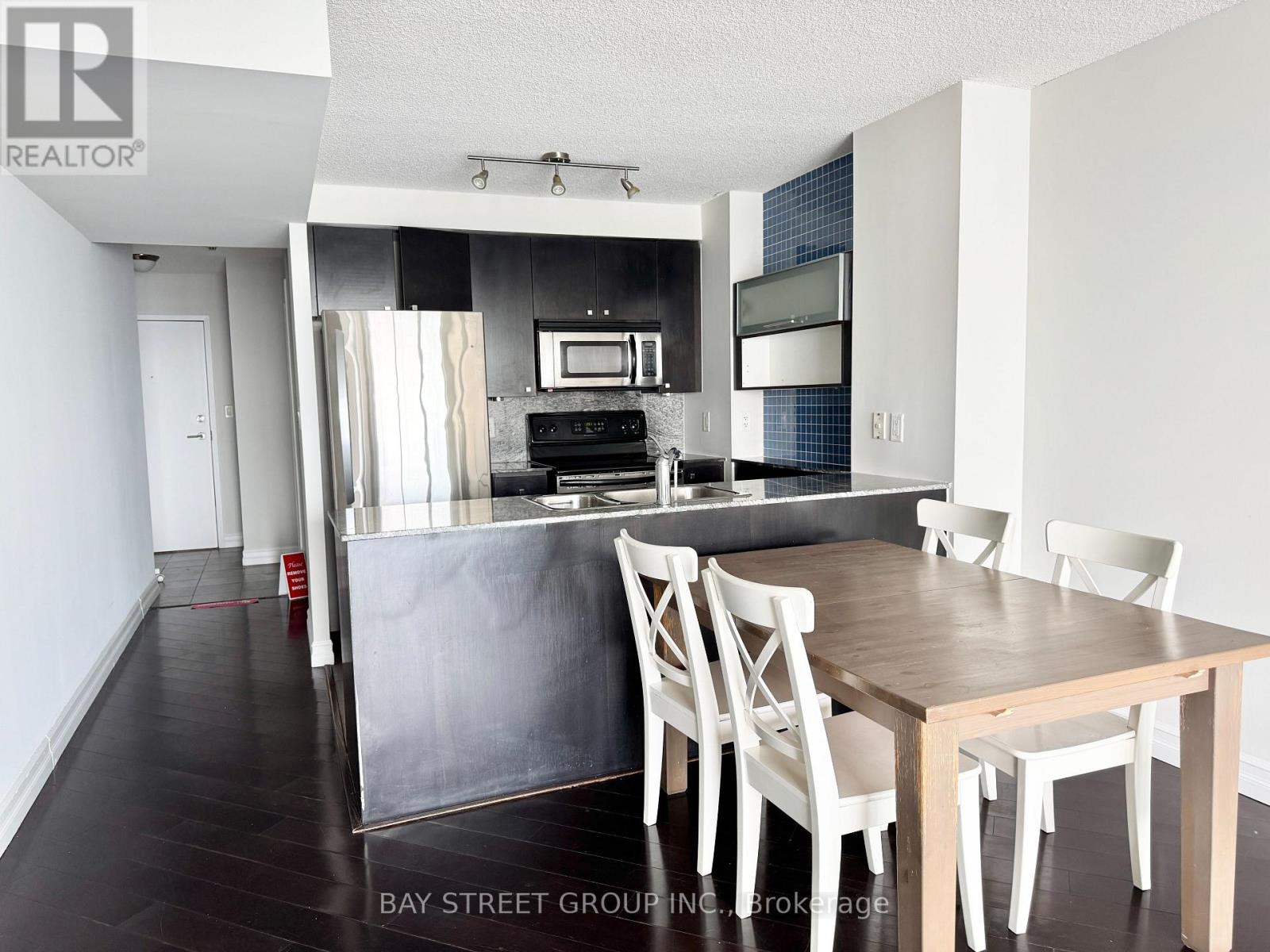 3912 - 11 Brunel Court, Toronto, Ontario  M5V 3Y3 - Photo 8 - C13884184