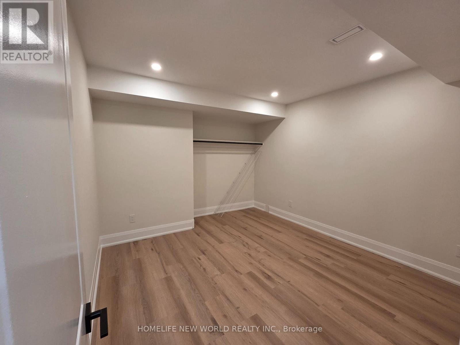 Unknown Address, ,    - Photo 12 - N13884180