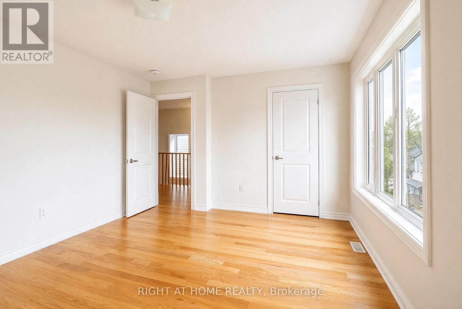 108 Nottingham Road, Barrie, Ontario  L9J 0L4 - Photo 10 - S13884168