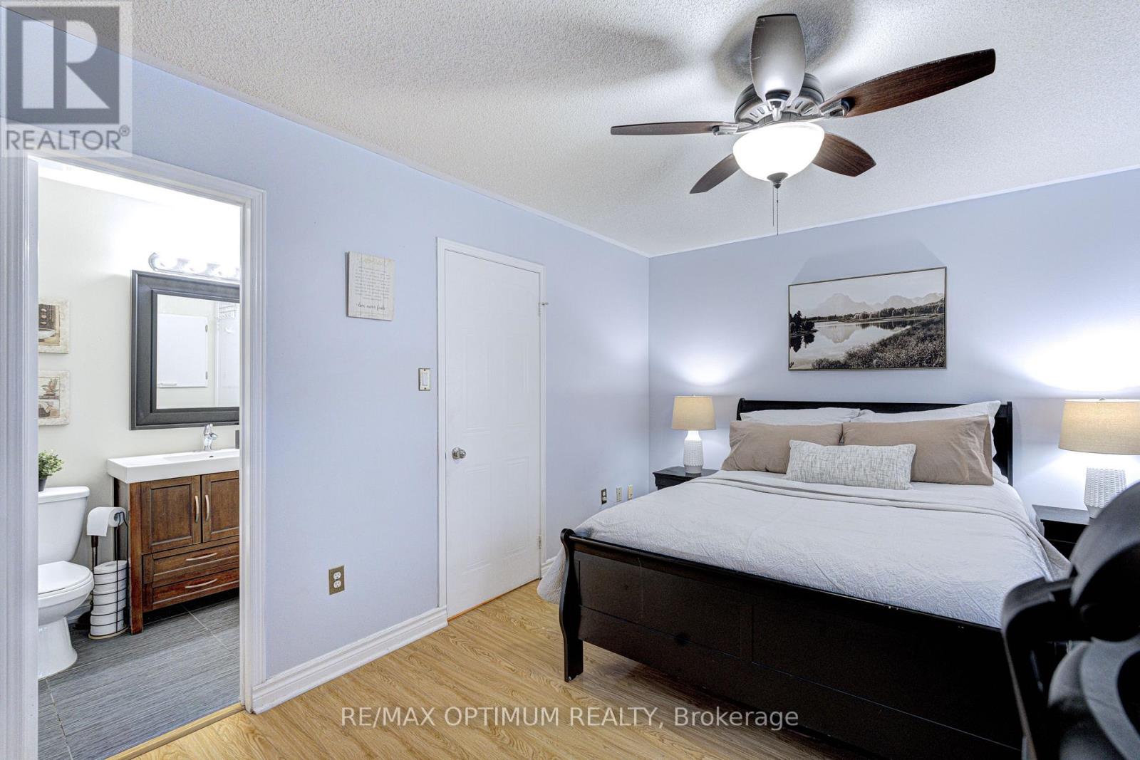51 Goldenlight Circle, Brampton, Ontario  L6X 4N6 - Photo 18 - W13884172