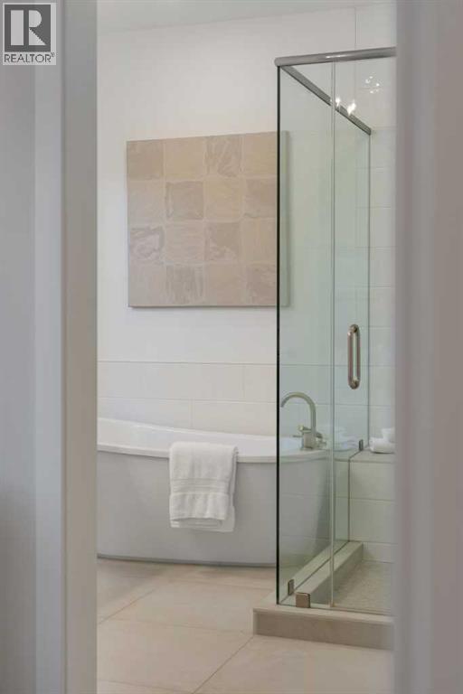 27, 130 Discovery Drive SW