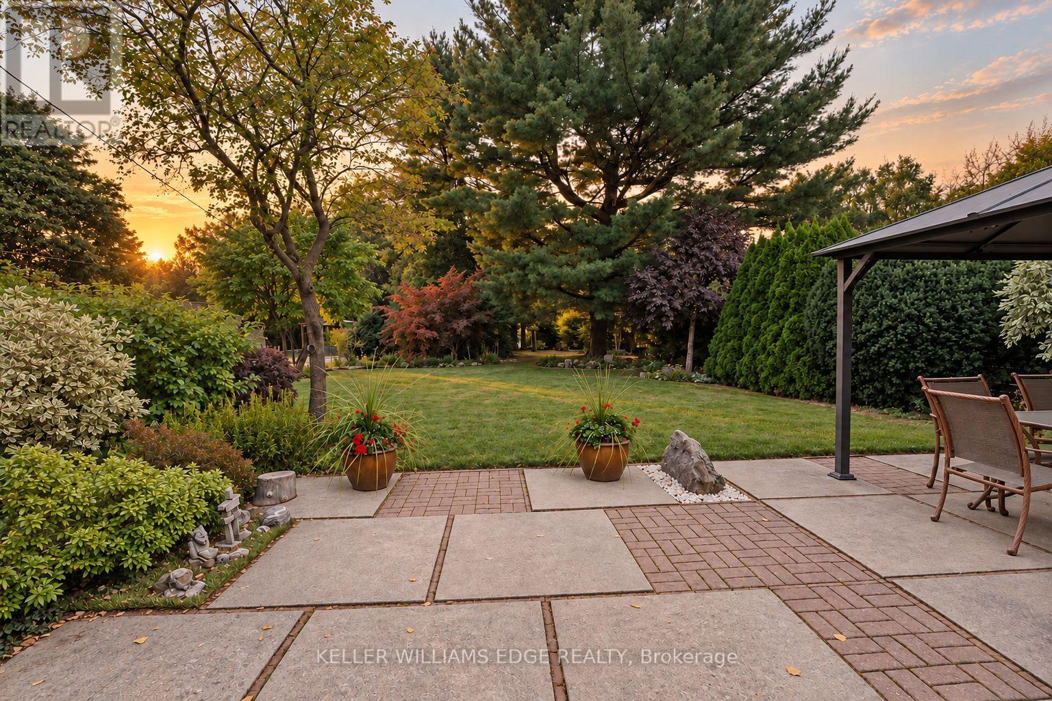 283 Belvenia Road, Burlington, Ontario  L7L 2G5 - Photo 34 - W13876100