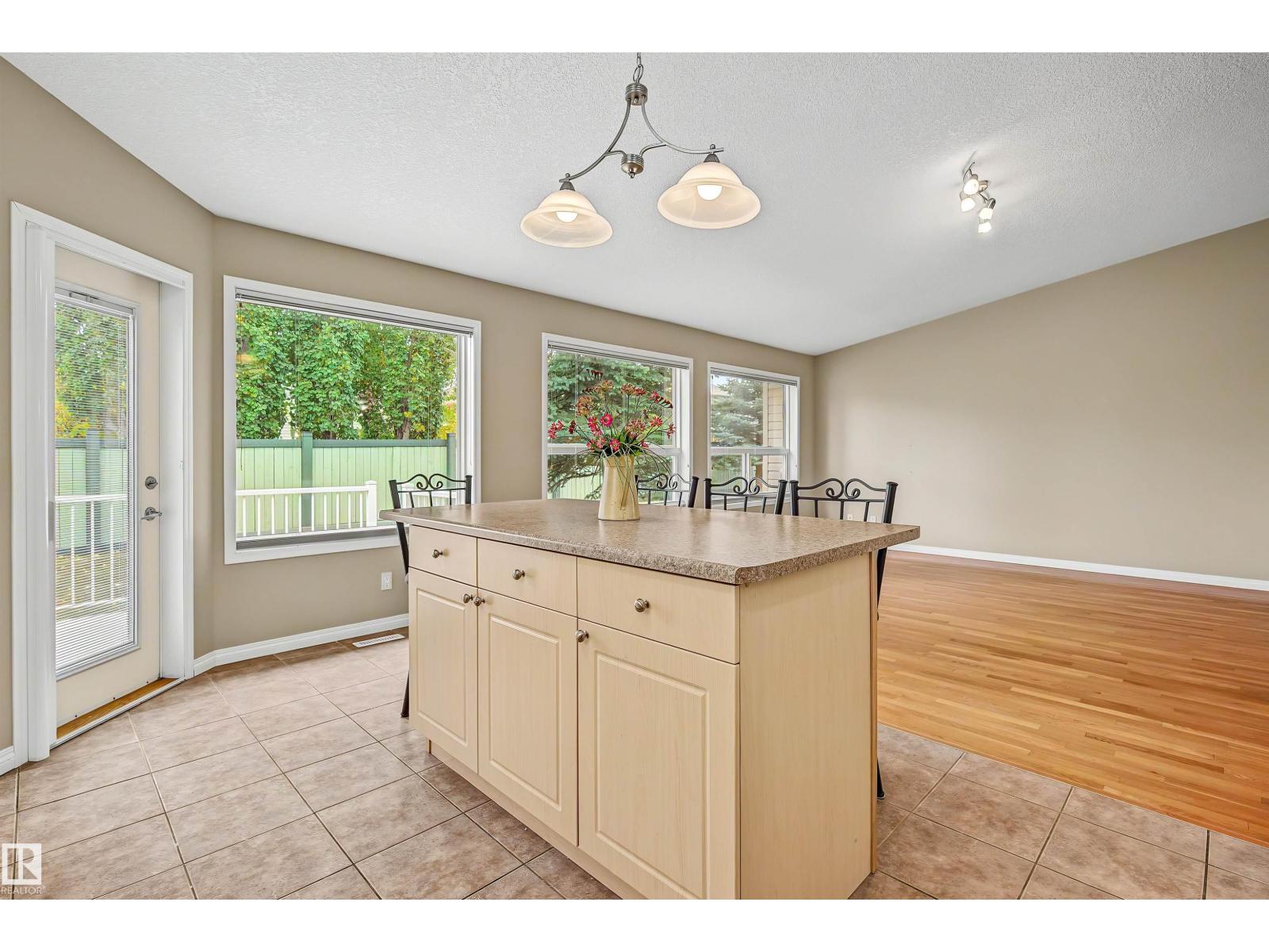 #6 2031 BRENNAN CR NW