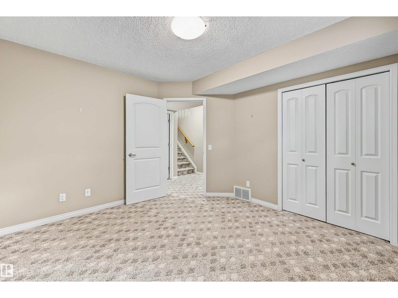 #6 2031 BRENNAN CR NW