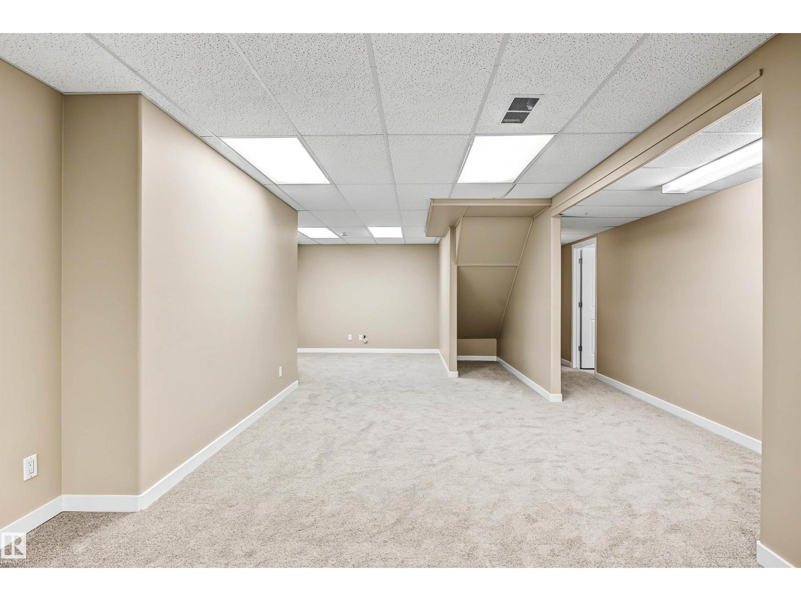 #6 2031 BRENNAN CR NW