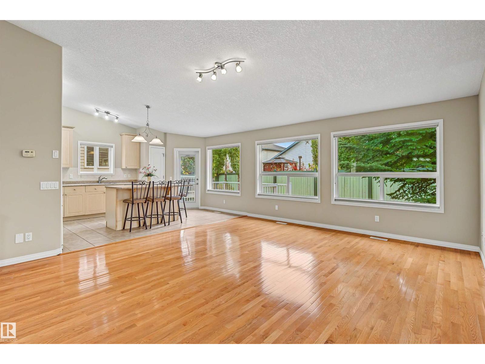 #6 2031 BRENNAN CR NW