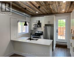 2 - 923 KINGSTON ROAD, Toronto, Ontario