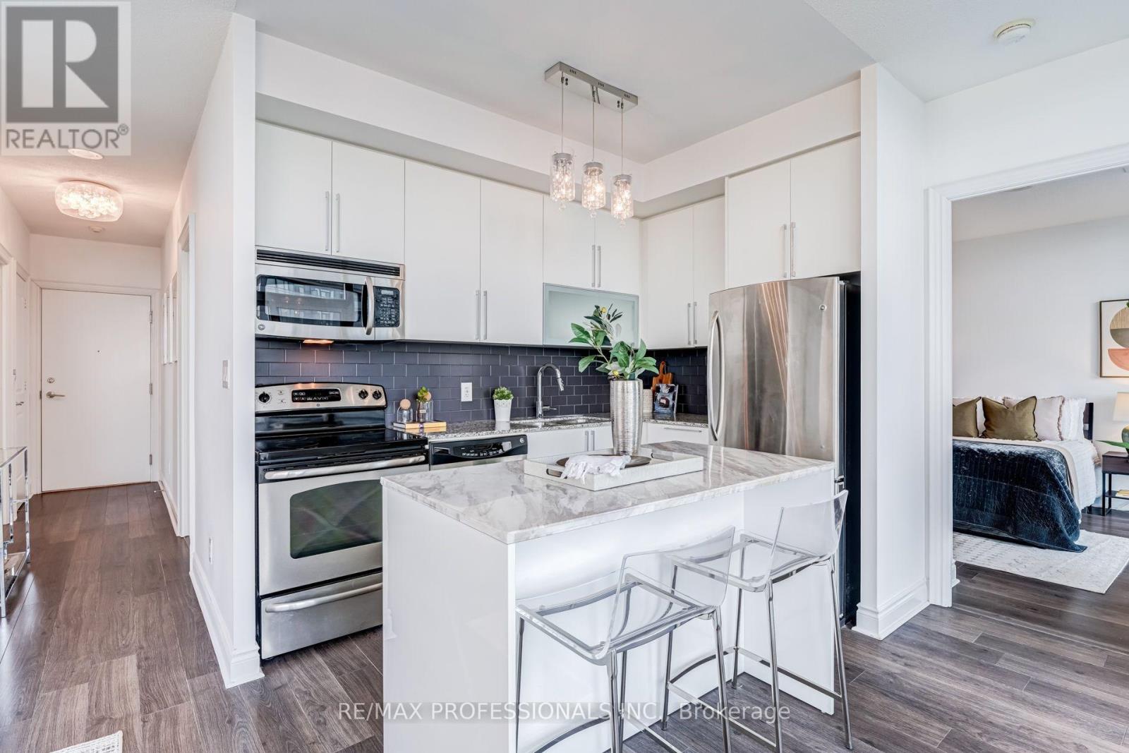 3701 - 16 Brookers Lane, Toronto, Ontario  M8V 0A5 - Photo 10 - W13882304