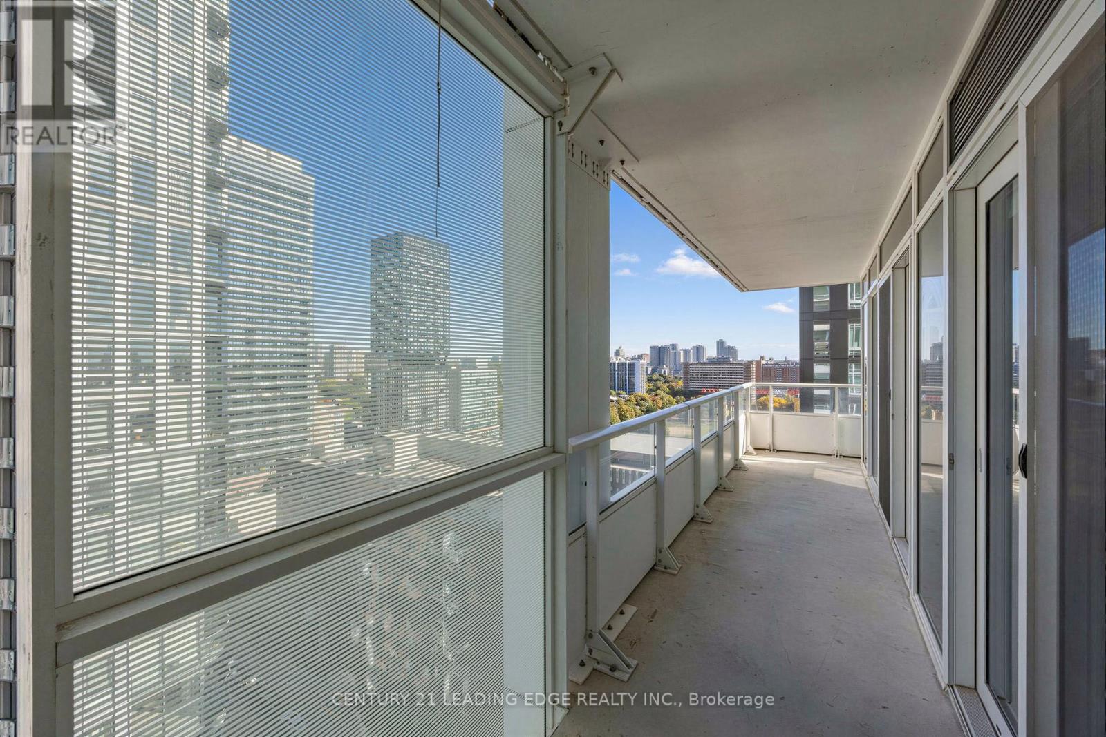 1602 - 88 Queen Street E, Toronto, Ontario  M5C 0B6 - Photo 26 - C13876458