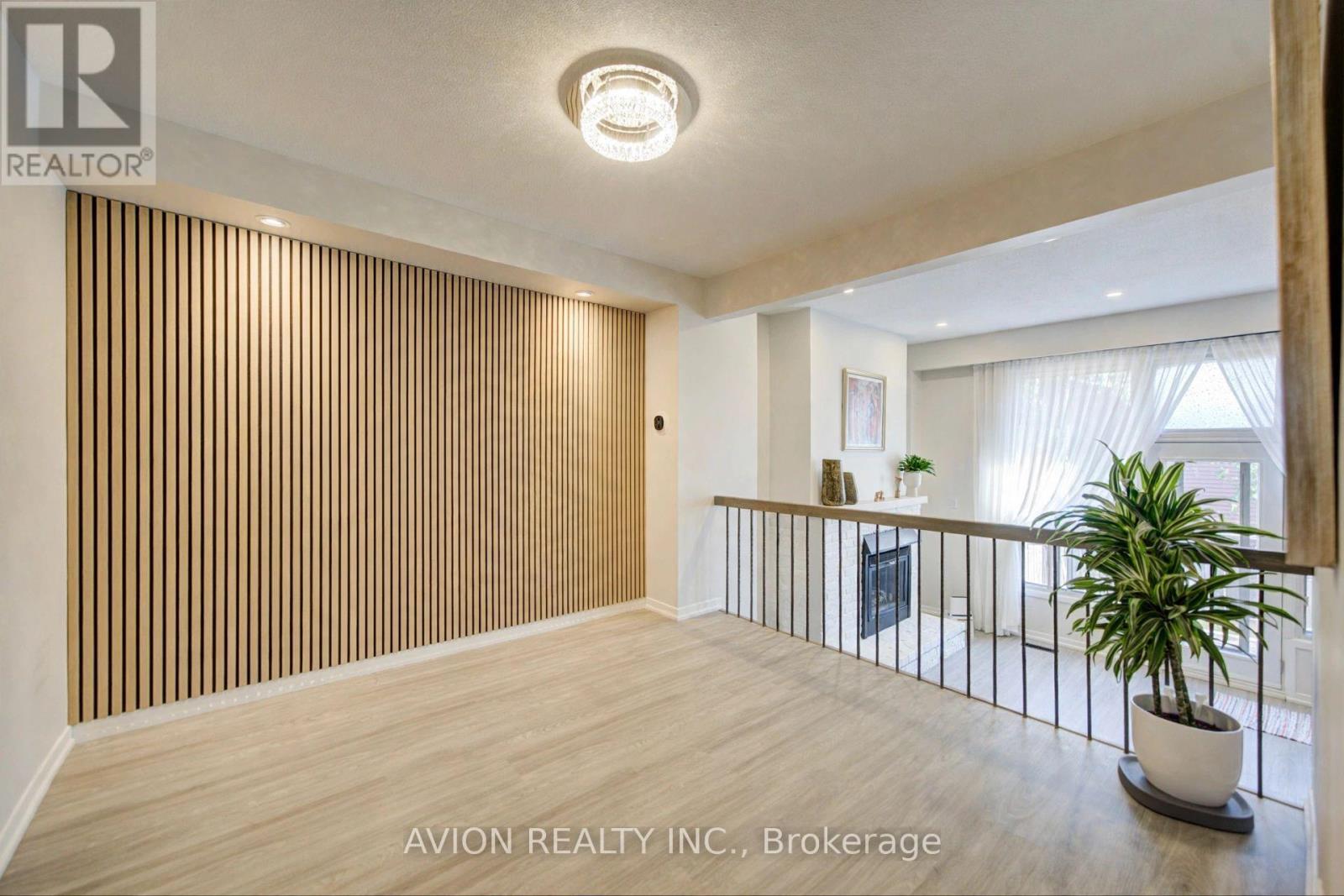 25 - 11 Plaisance Road, Richmond Hill, Ontario  L4C 5H1 - Photo 6 - N13884104