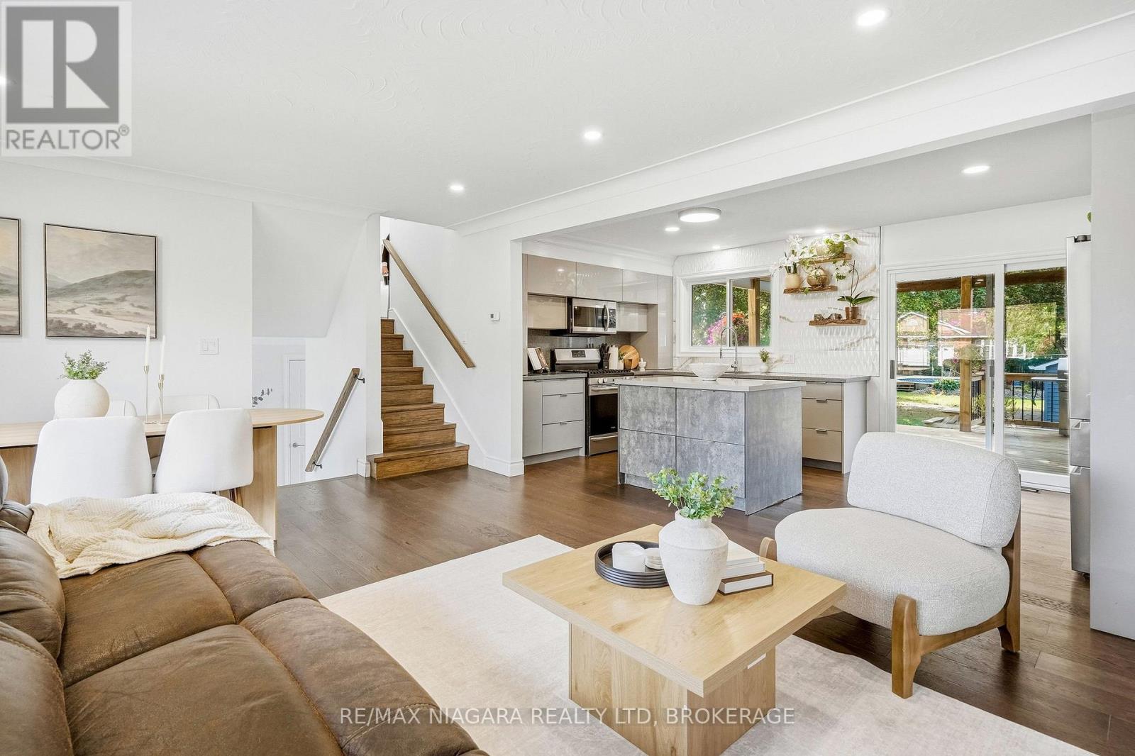 6470 Gore Street, Niagara Falls (Stamford), Ontario L2J 1Y1 - Photo 13 - X13884342