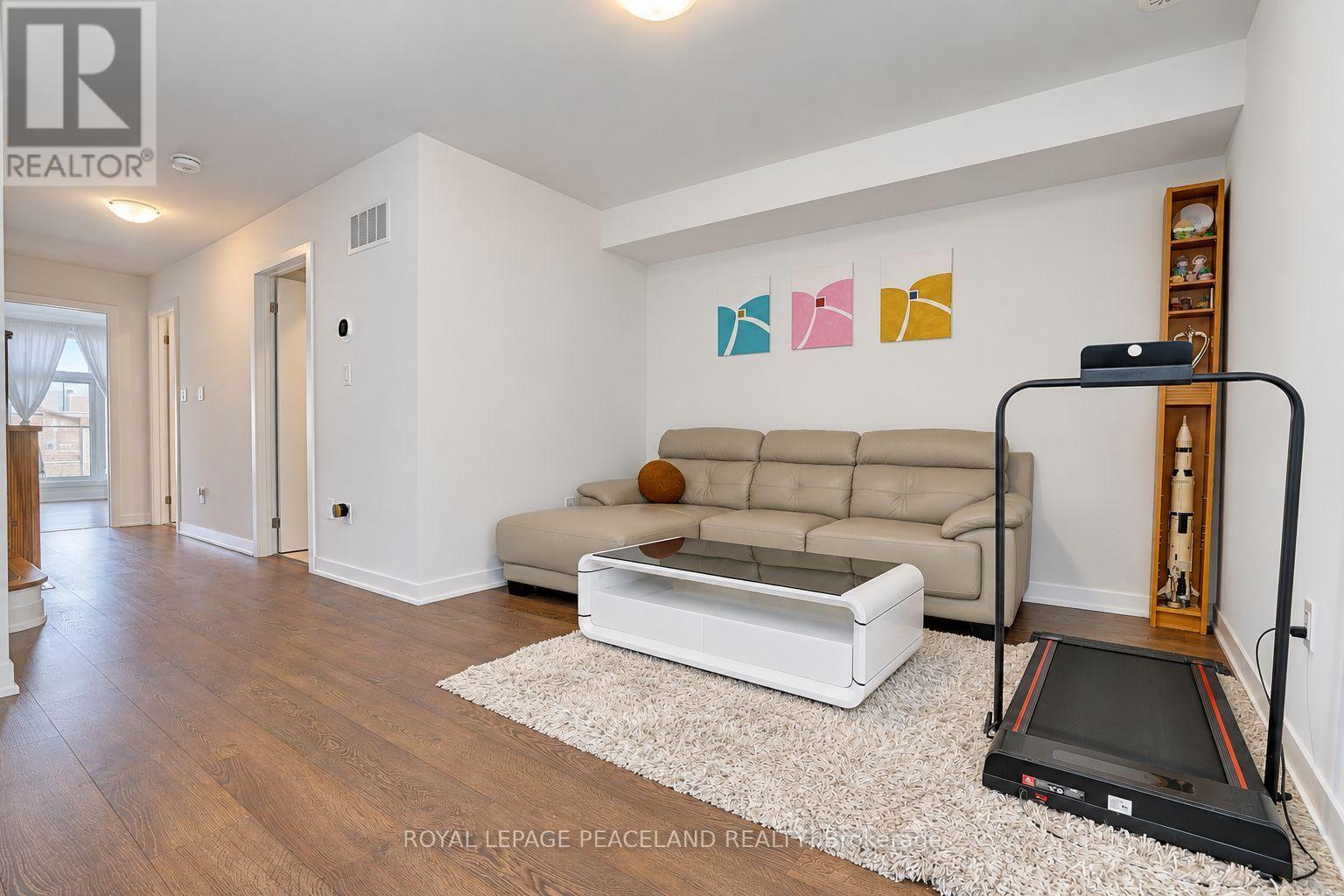 127 Green Gardens Boulevard, Toronto, Ontario  M6A 0E2 - Photo 24 - C13884302