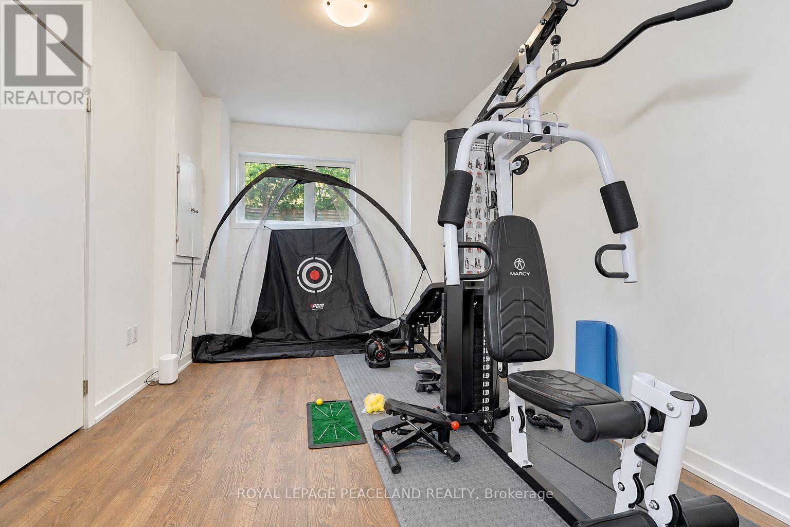 127 Green Gardens Boulevard, Toronto, Ontario  M6A 0E2 - Photo 46 - C13884302