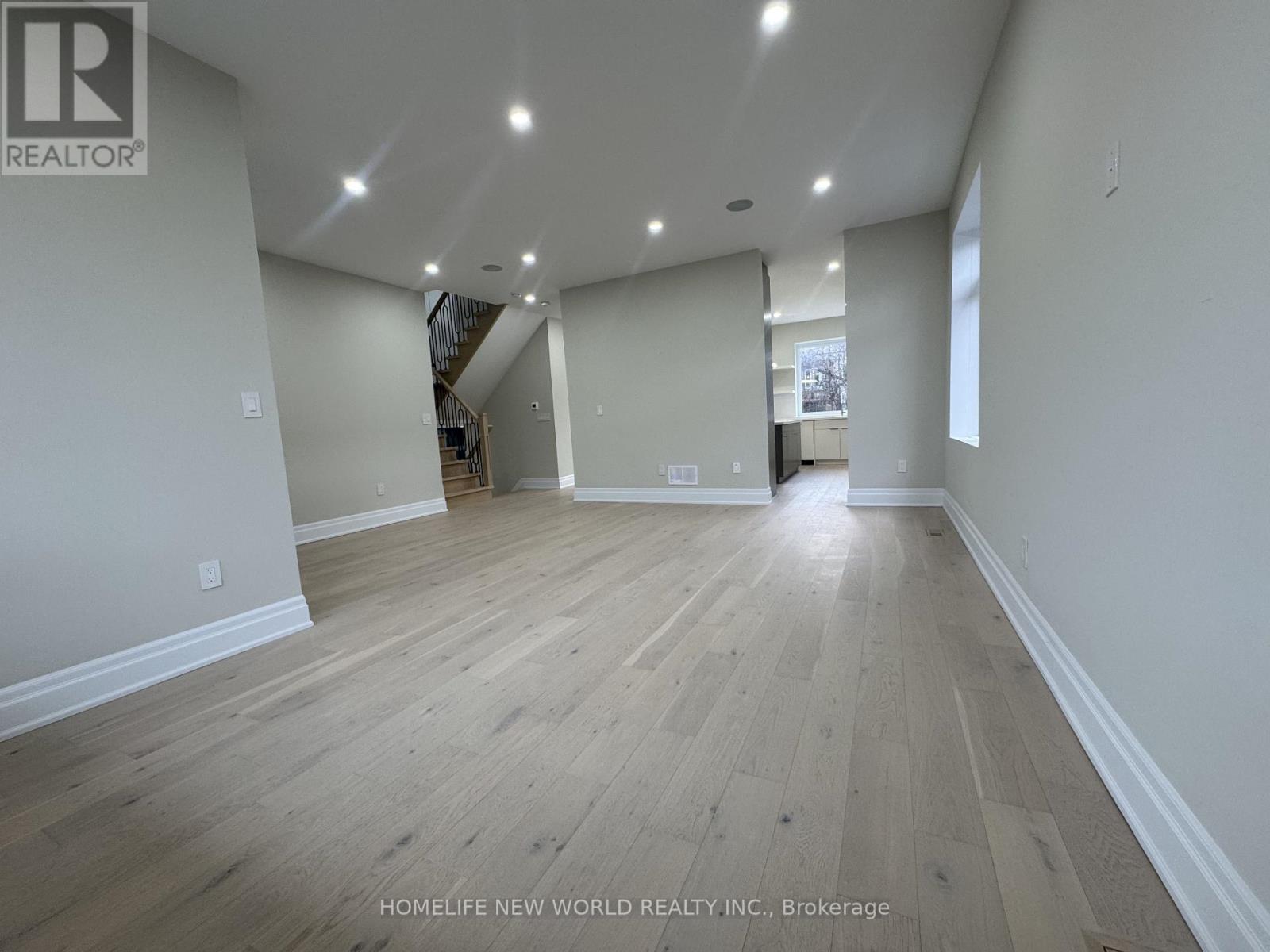 150 Viewmount Avenue, Toronto, Ontario  M6B 1T7 - Photo 16 - C13884308