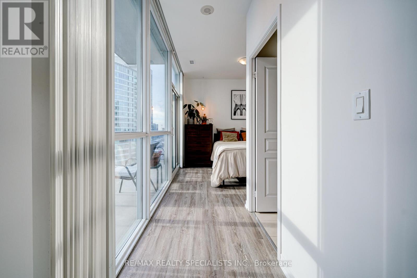 2305 - 352 Front Street, Toronto, Ontario  M5V 0K3 - Photo 13 - C13884318