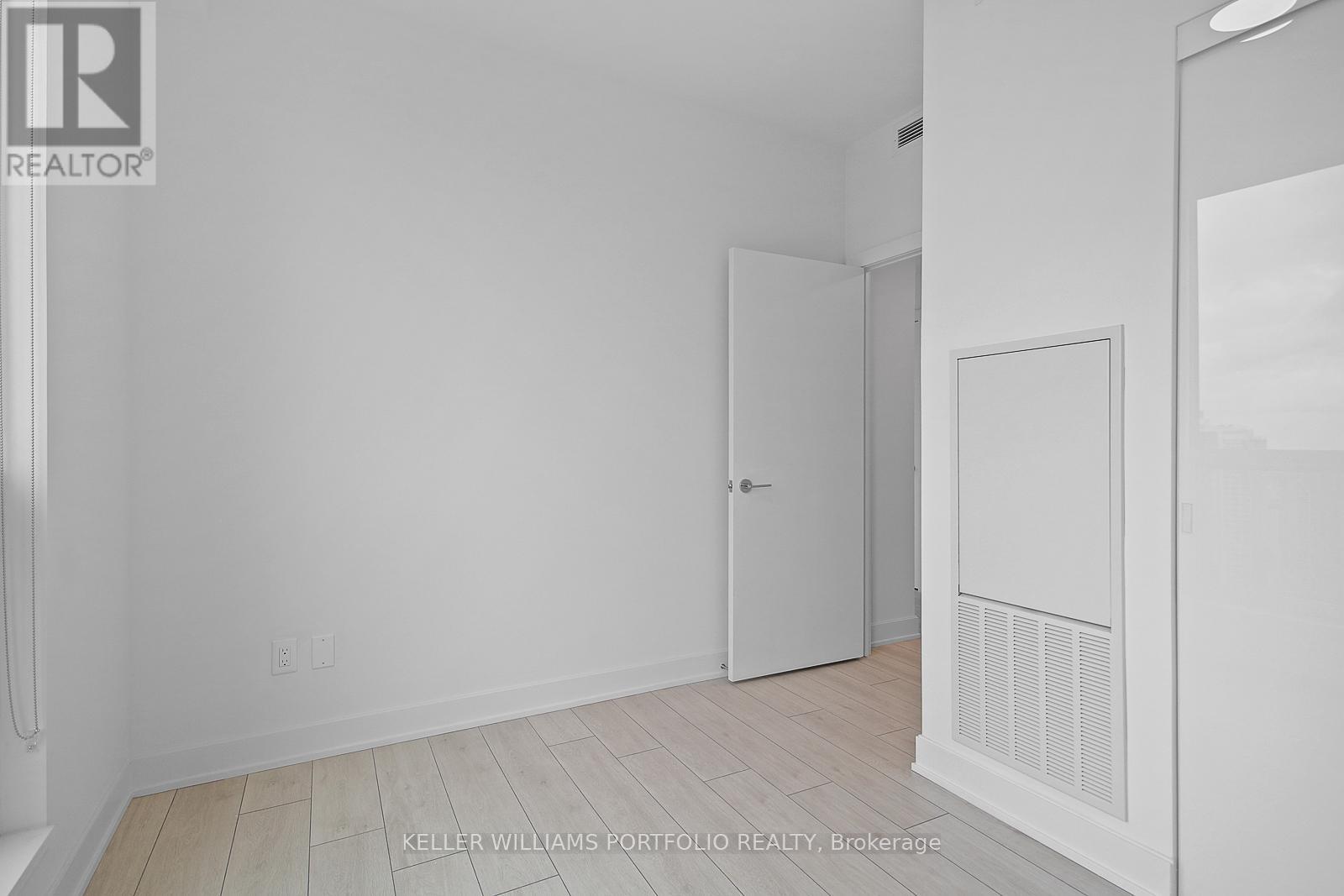 2610 - 35 Mercer Street, Toronto, Ontario  M5V 0V1 - Photo 9 - C13884344