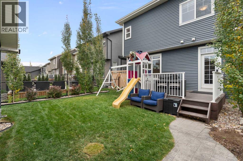 416 Coopers Boulevard SW