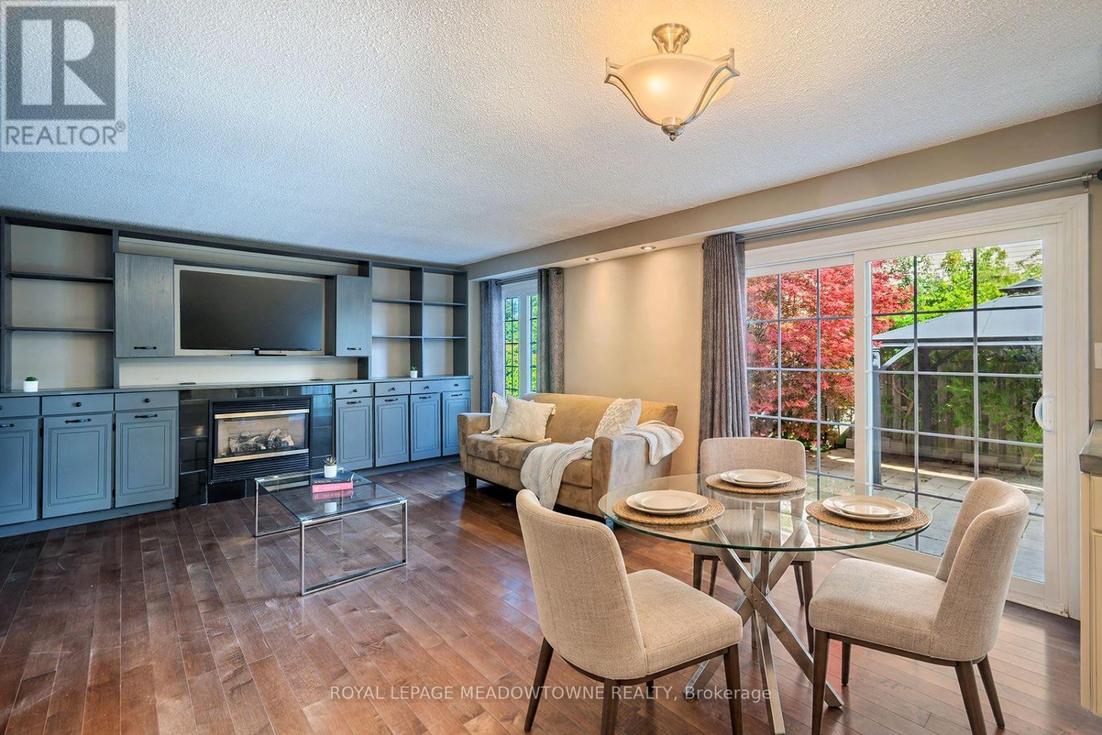 38 Mckillop Court, Brampton, Ontario  L6Y 3J2 - Photo 11 - W13884326