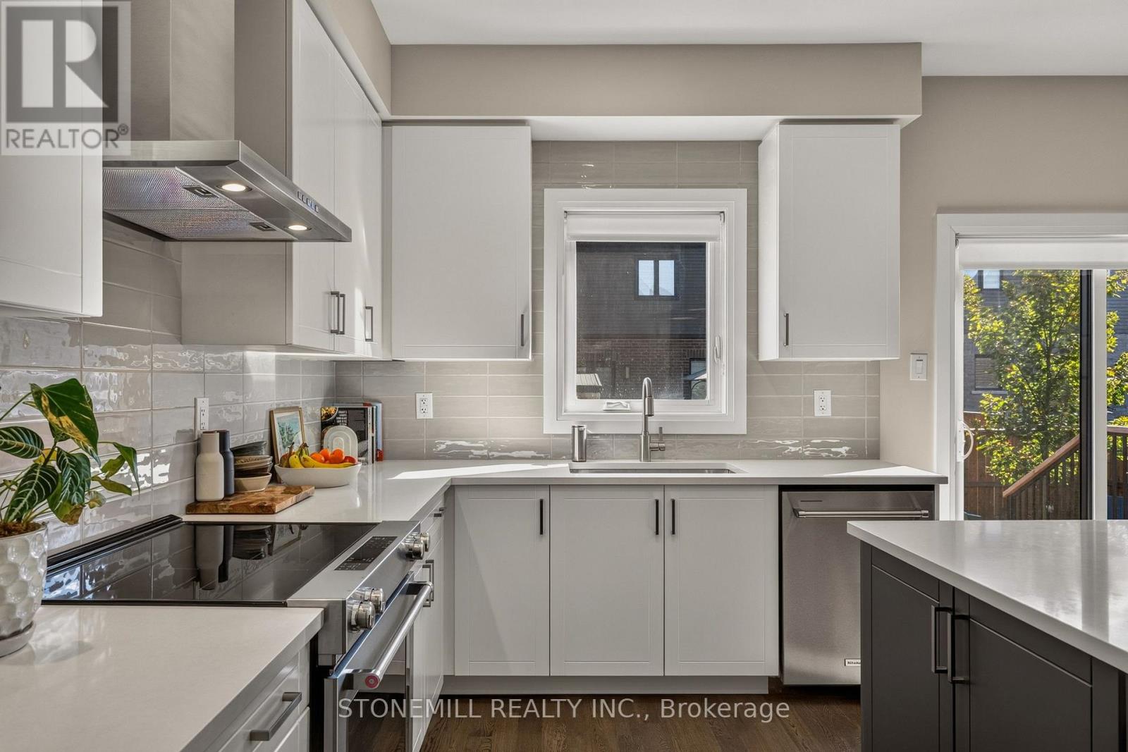 226 Midland Place, Welland, Ontario  L8H 0B3 - Photo 10 - X13884314