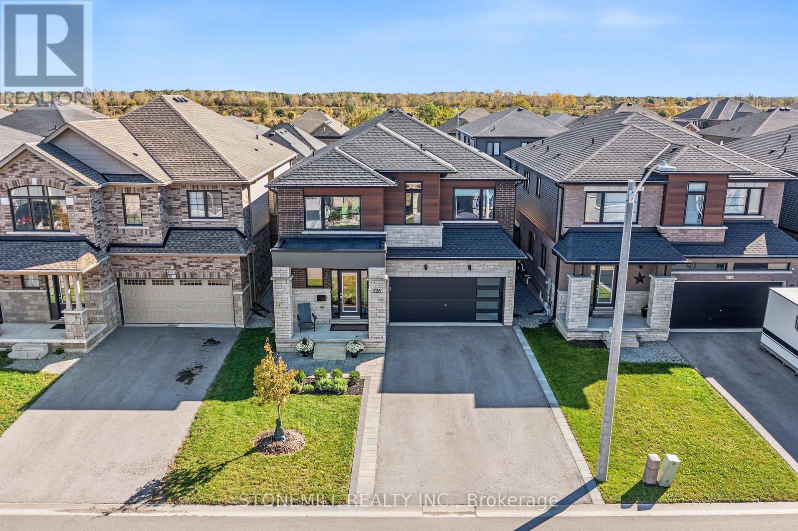 226 Midland Place, Welland, Ontario  L8H 0B3 - Photo 43 - X13884314