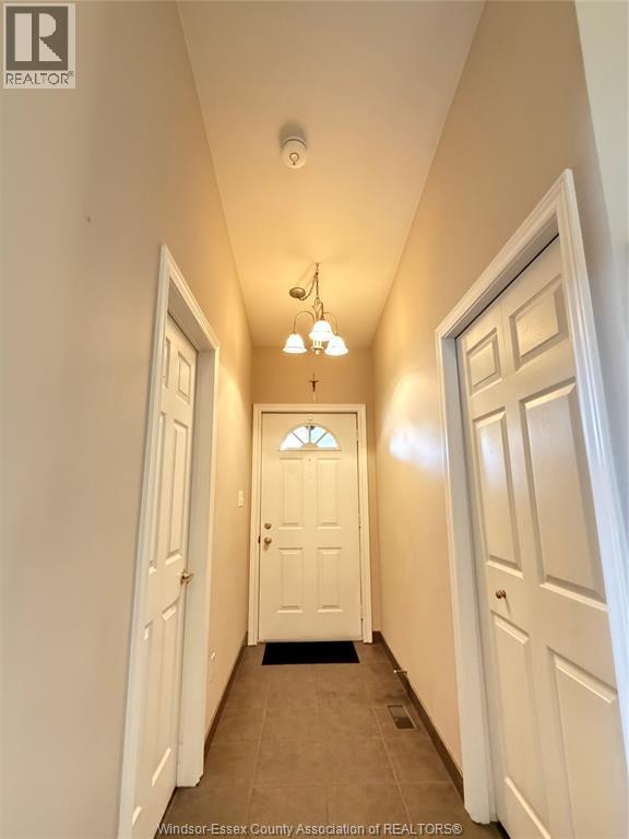 23 Malibu Dr, Leamington, Ontario  N8H 5G4 - Photo 4 - 26025007